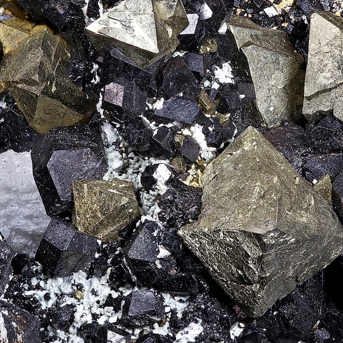 Magnetite crystal